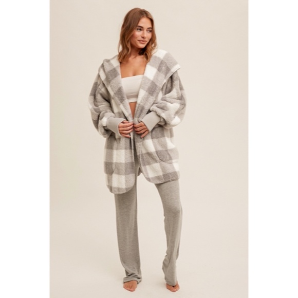 Gray & White Check Checkered Print Soft Sherpa Hoodie Cardigan - Picture 3 of 5